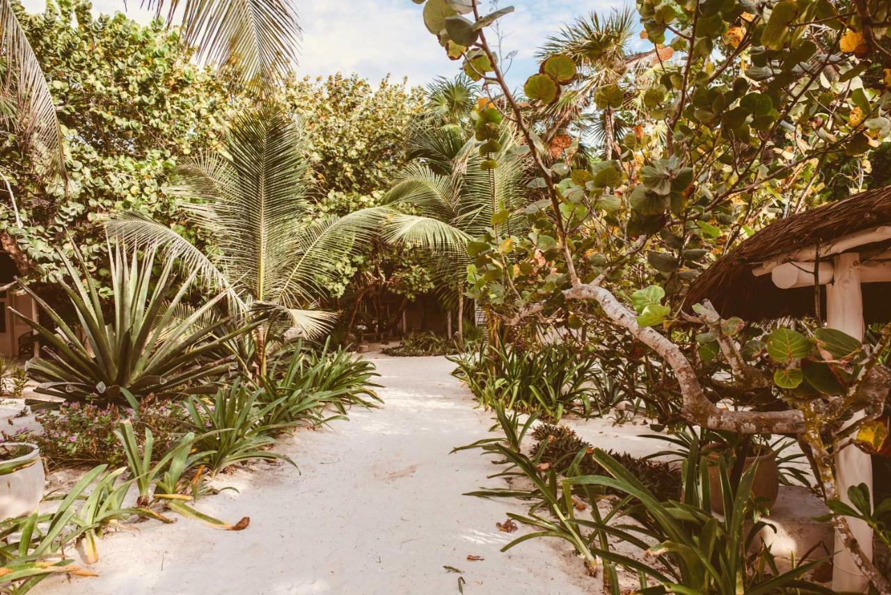Hotel Esencial Tulum Exterior foto